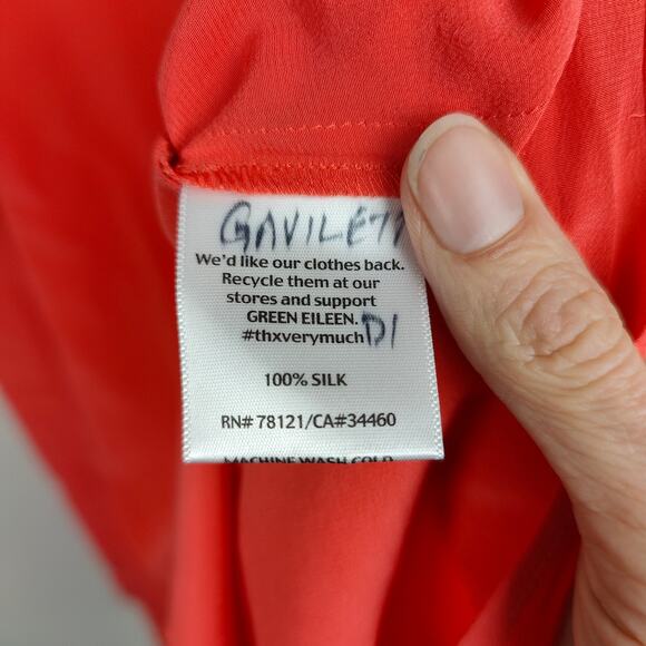 Eileen Silk Crepe Top‎ Womens Medium Orange Red Button Up Sleeveless Minimalist - Picture 5 of 9
